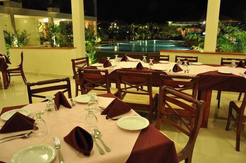 Avenra Garden Hotel Negombo Dış mekan fotoğraf