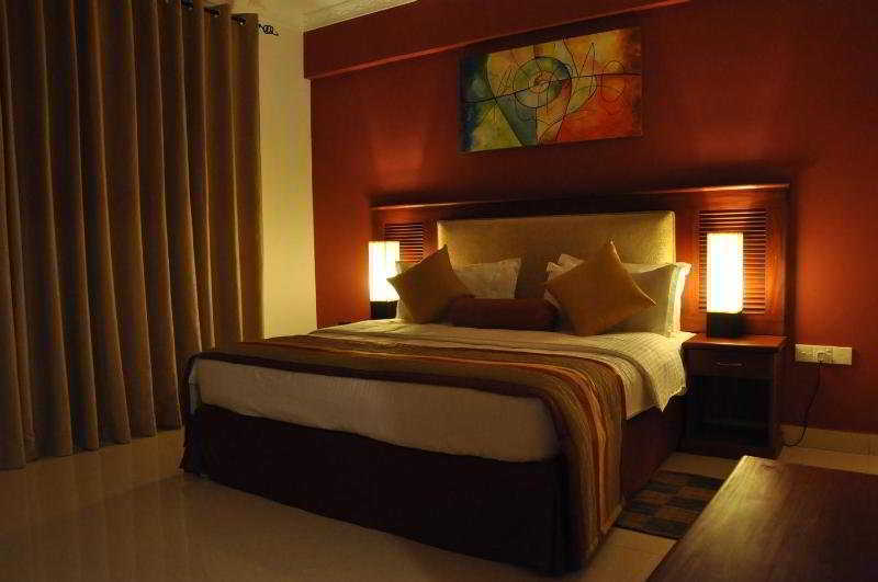 Avenra Garden Hotel Negombo Dış mekan fotoğraf