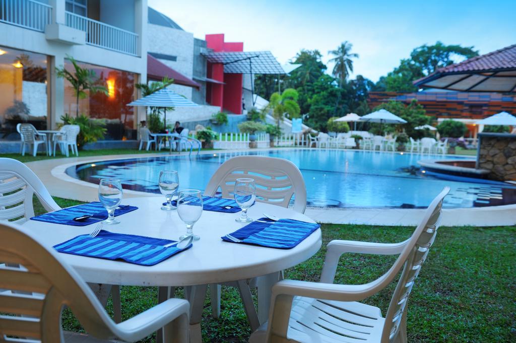 Avenra Garden Hotel Negombo Dış mekan fotoğraf